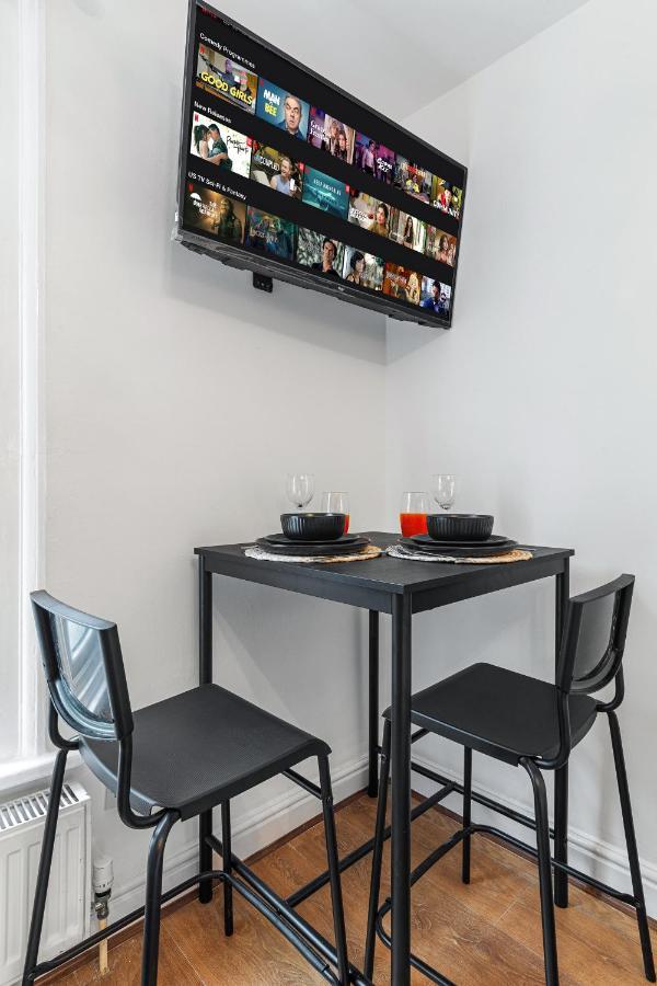 Modern Gem Brixton Centre Cozy & Comfort Charis City Studio Λονδίνο Εξωτερικό φωτογραφία